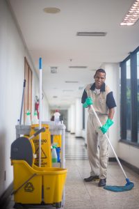 Jak Ożywić Wnętrze za pomocą Akcentowych Poduszek: 15 Kreatywnych Pomysłów